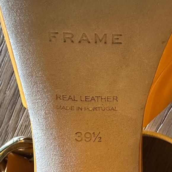 FRAME Le Carr Platform Sandals – Nectarine Patent – US 9 / EU 39.5 🍊✨ - Picture 11 of 11